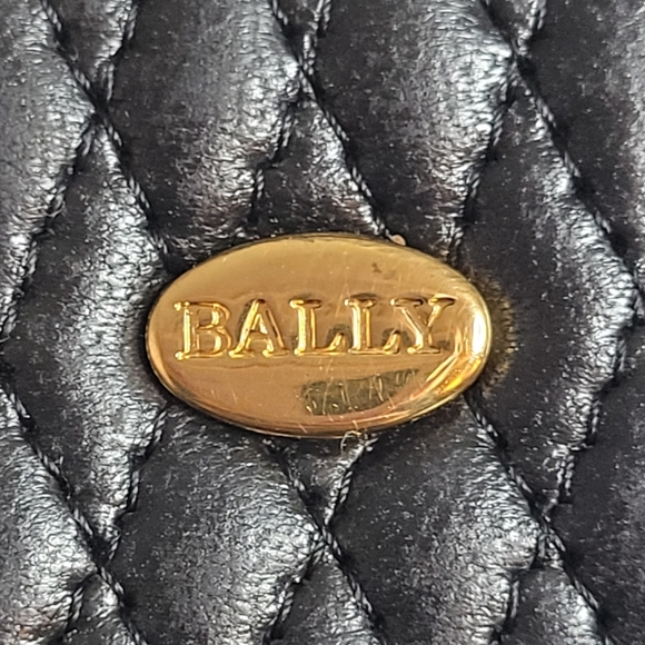 Bally Vintage  Quilted  Leather Bag - Picture 3 of 15
